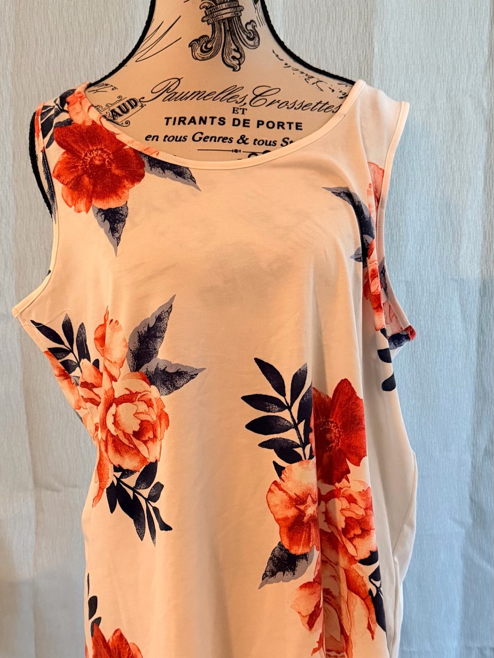 LulaRoe Dixie Tank Top in size M